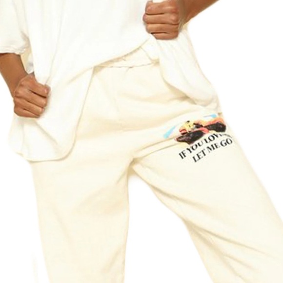 Boys Lie Let Me Go Sweatpants & Crewneck Set - Picture 4 of 16